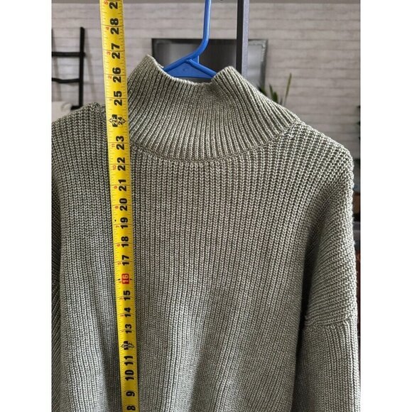 H&M Turtleneck Drop Shoulder Green Knit Women Sweater Size L - Picture 5 of 6